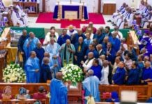 Osinbajo, Akpabio, Saraki, governors, honour Segun Awolowo at funeral service Osinbajo, Akpabio, Saraki, governors, honour Segun Awolowo at funeral service