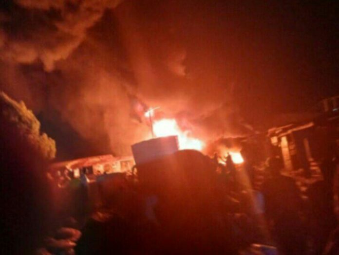 Fire razes 11 shops in Adamawa market Fire razes 11 shops in Adamawa market